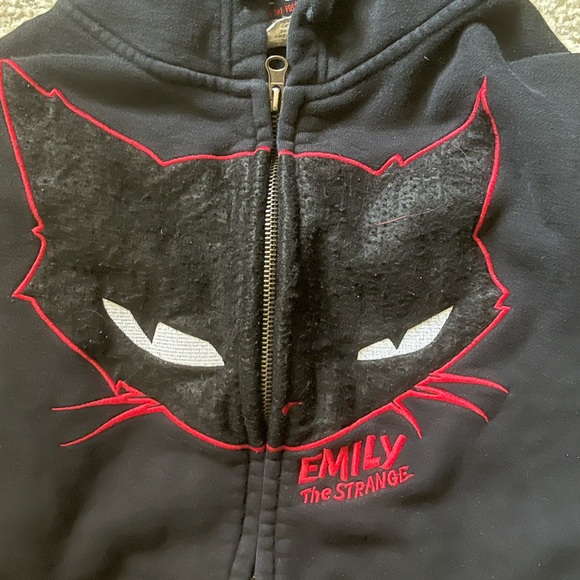 ALL MUST GO - Picture 7 of 7